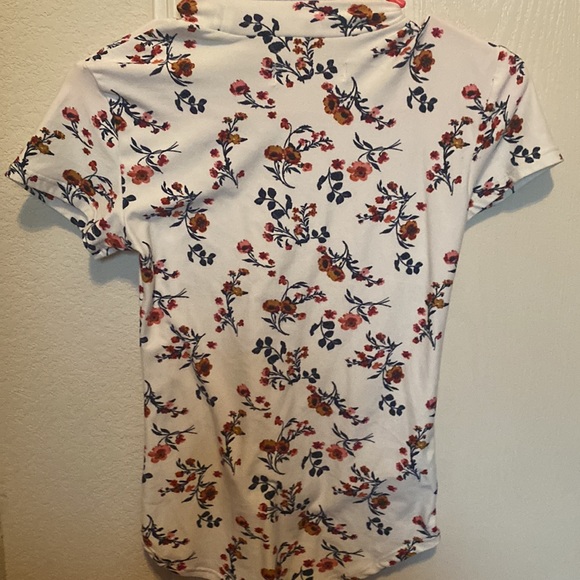 Selling a shirt! - Picture 3 of 3